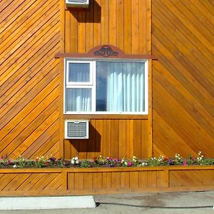 The Yukon Inn